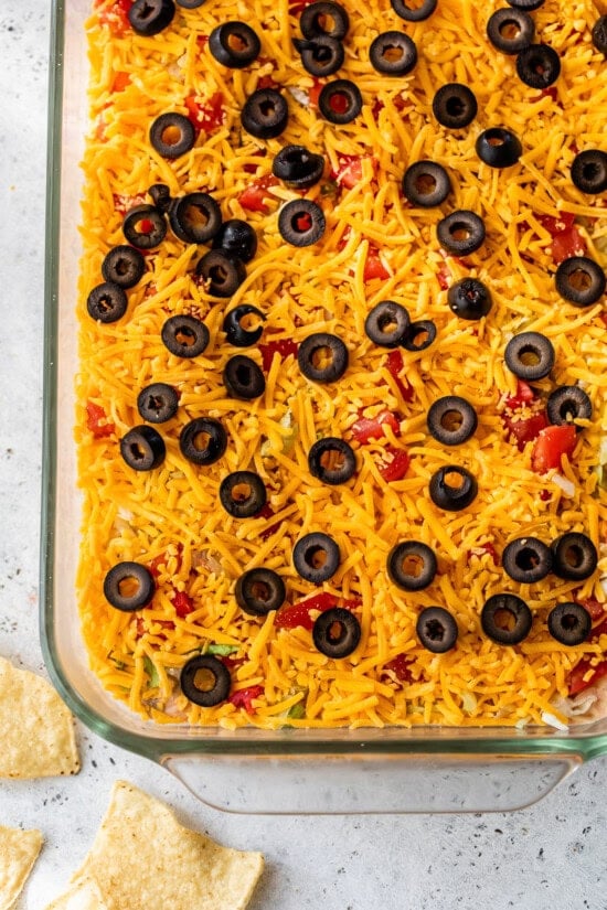 Add the toppings and serve.