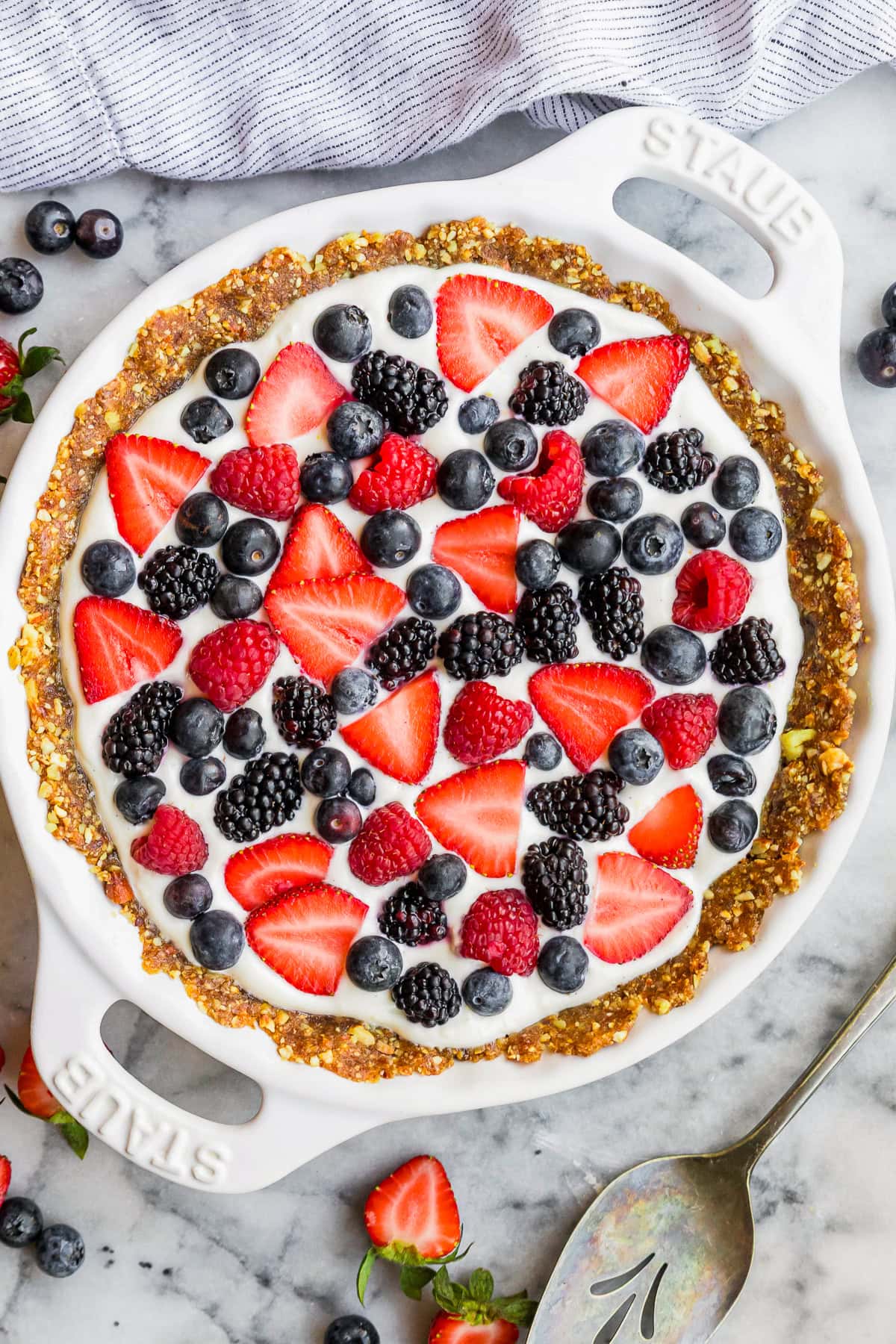Greek Yogurt Pie with berries