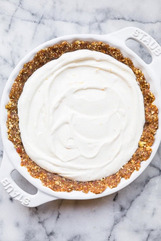 Fill with yogurt filling and chill