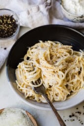Cottage Cheese Cacio e Pepe