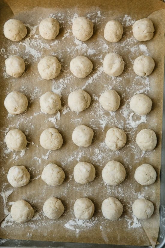Roll gnudi into balls