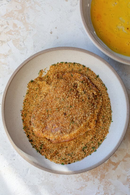 Breading pork cutlets