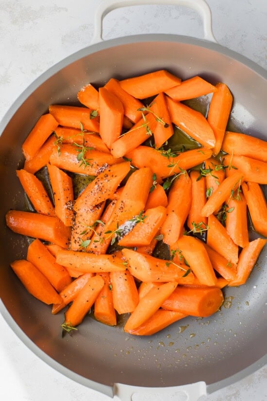 Carrots with thyme