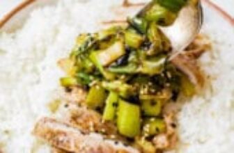 Grilled Boneless Chicken Thighs with Charred Scallion Sauce