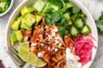 Crockpot Salsa Chicken (Easy 5-Ingredient Recipe)